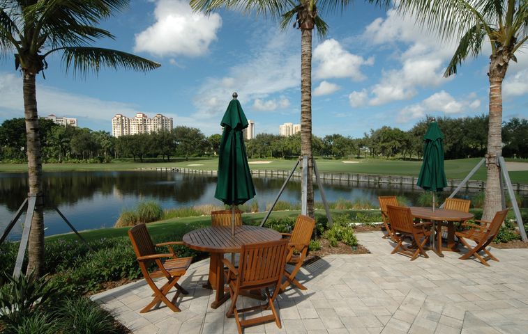 Pelican Bay